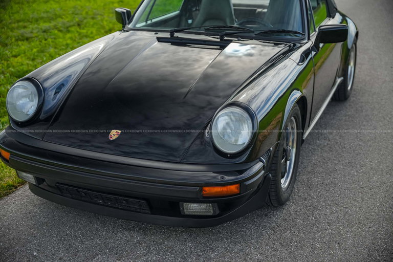 Porsche 911 Carrera 3.2
