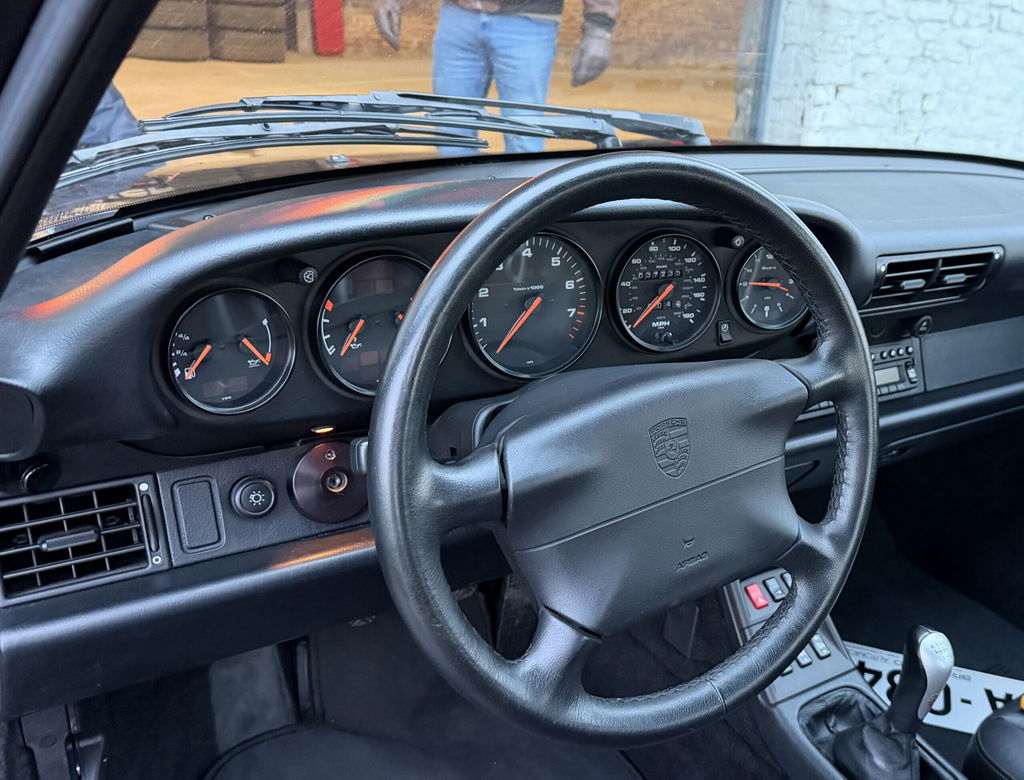 Porsche 993 Carrera 4S
