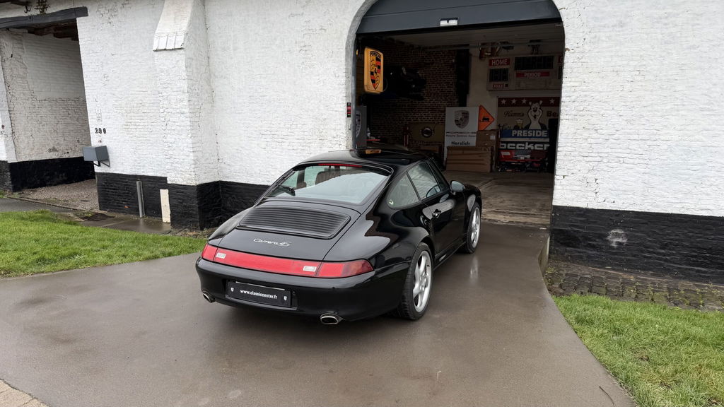 Porsche 993 Carrera 4S