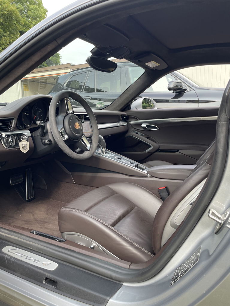 Porsche 991.2 Carrera 4