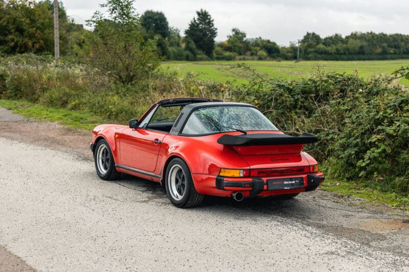 Porsche 911 Carrera 3.2 Supersport