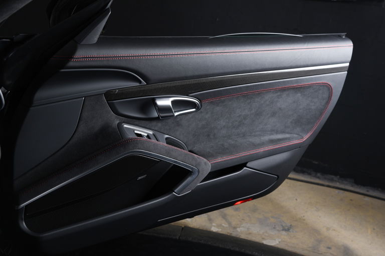 Porsche 991.2 Carrera GTS