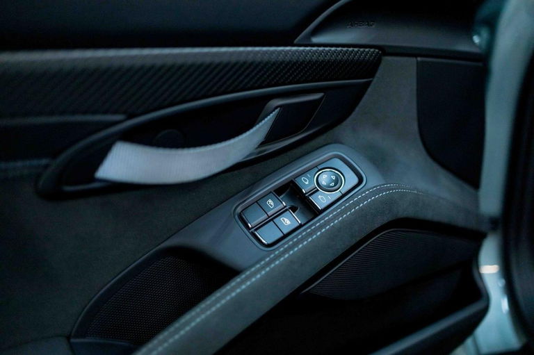 Porsche 718 Spyder RS