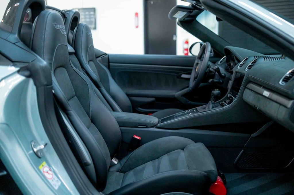 Porsche 718 Spyder RS