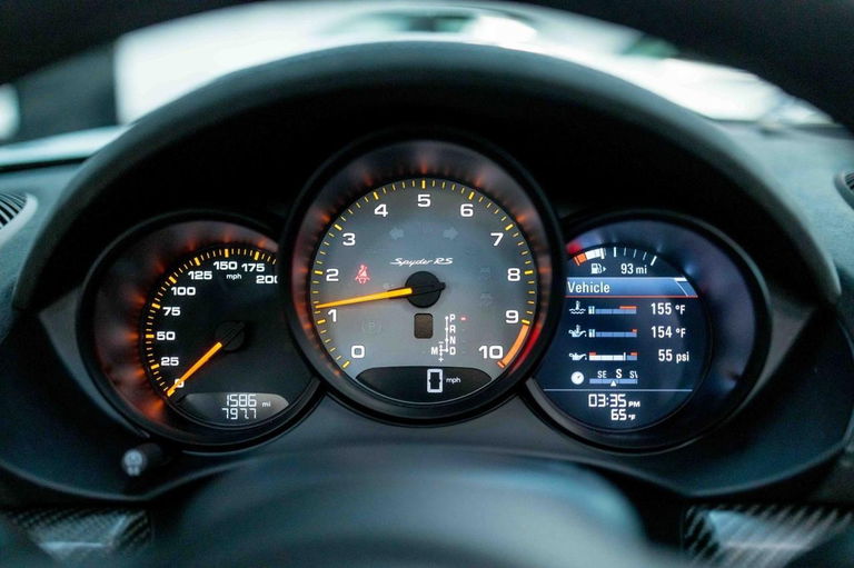 Porsche 718 Spyder RS