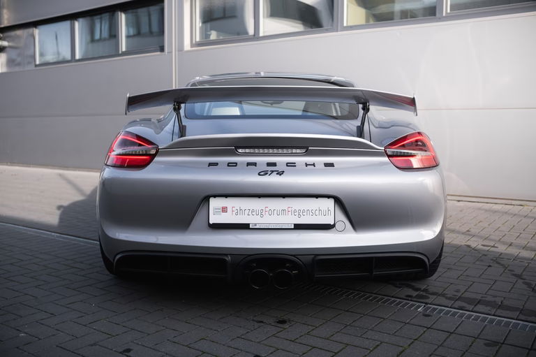 Porsche 981 Cayman GT4