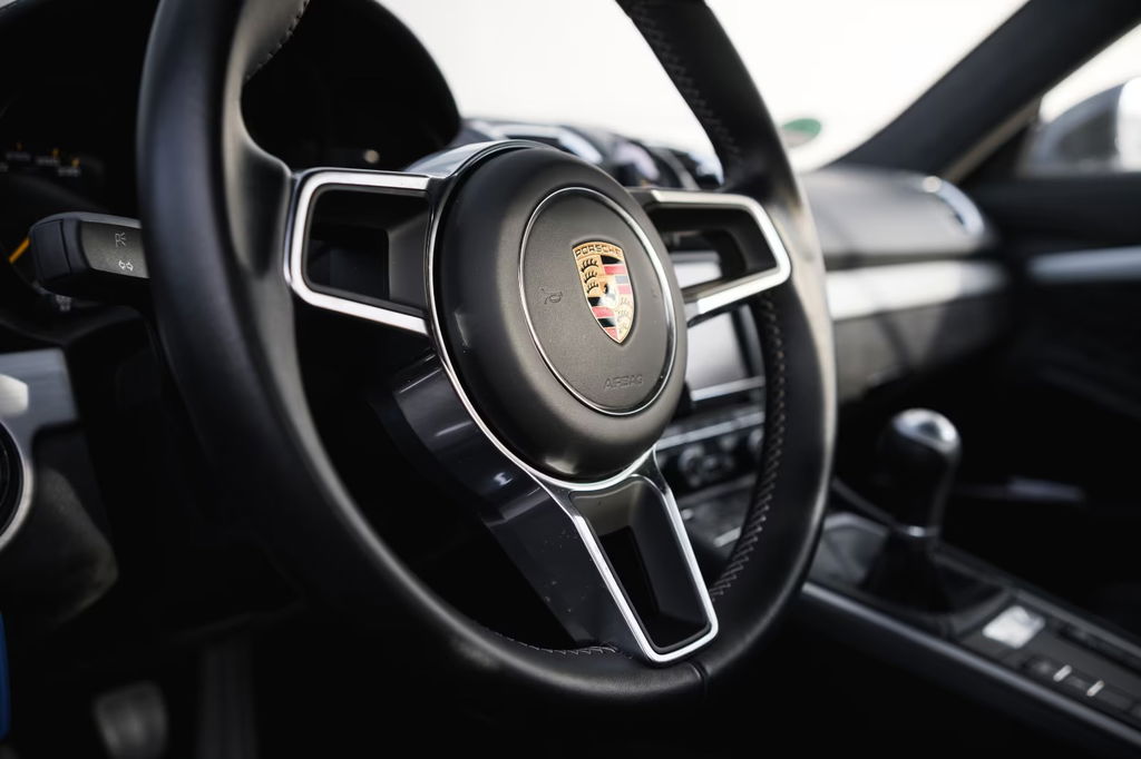 Porsche 981 Cayman GT4