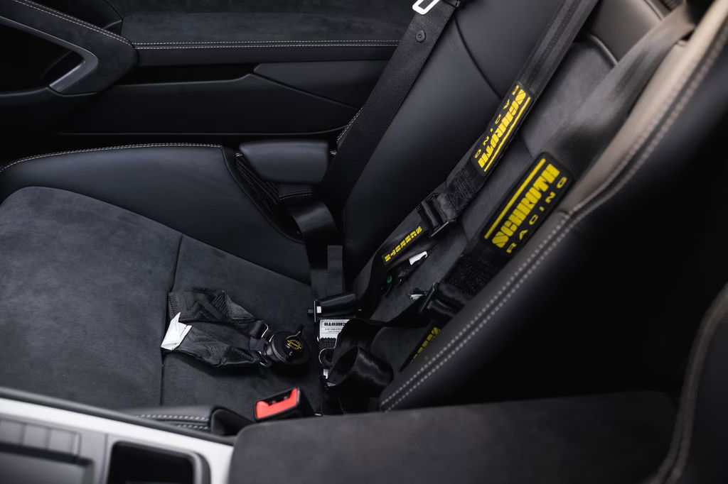 Porsche 981 Cayman GT4