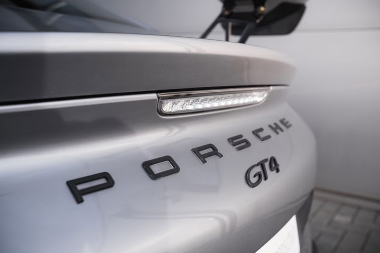 Porsche 981 Cayman GT4