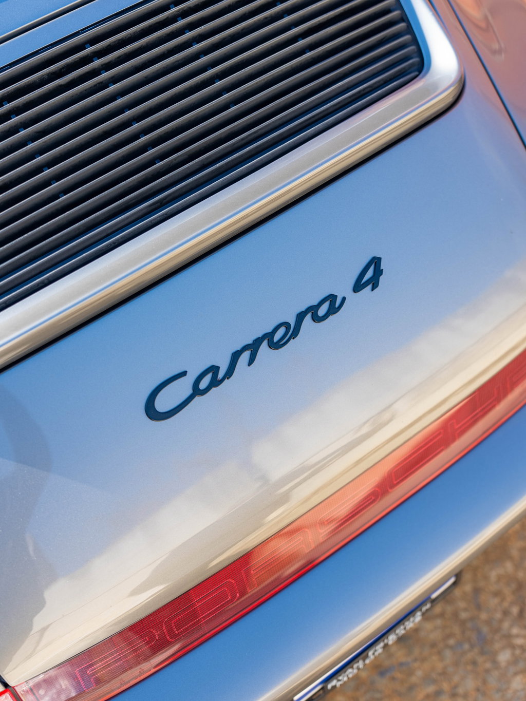 Porsche 964 Carrera 4