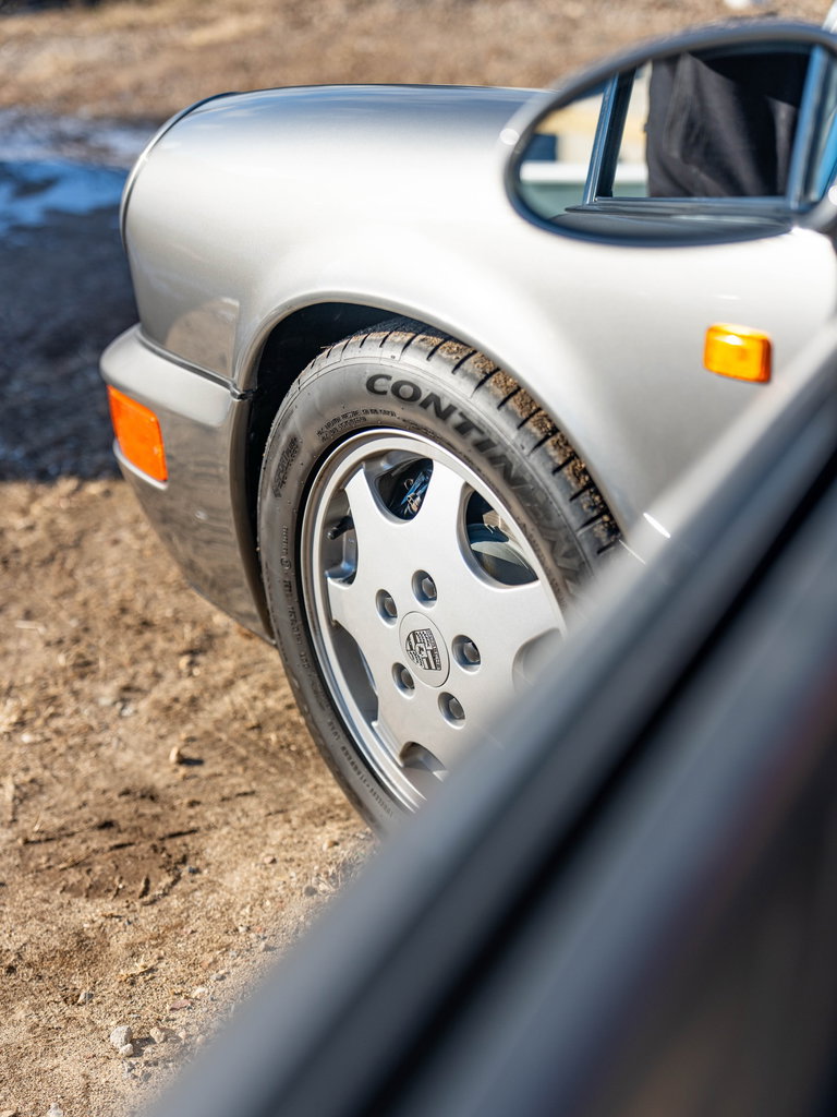 Porsche 964 Carrera 4