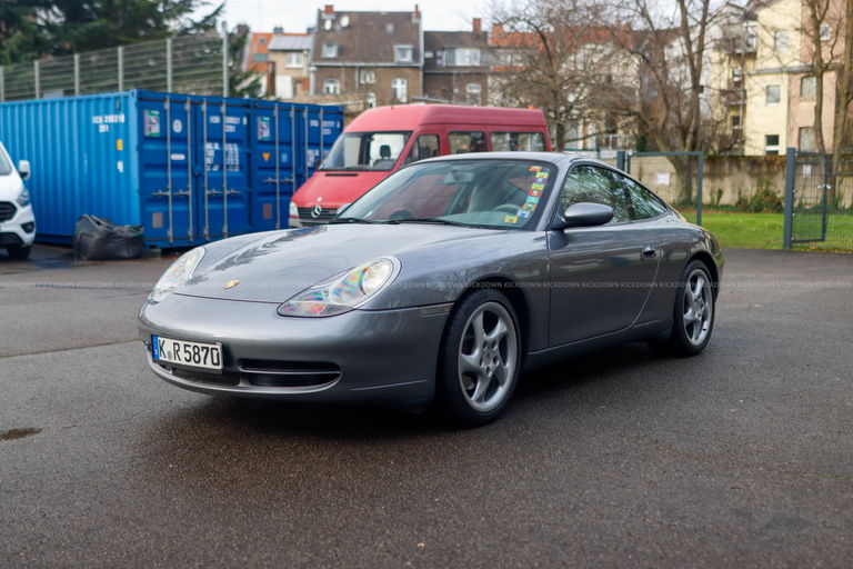 Porsche 996 Carrera