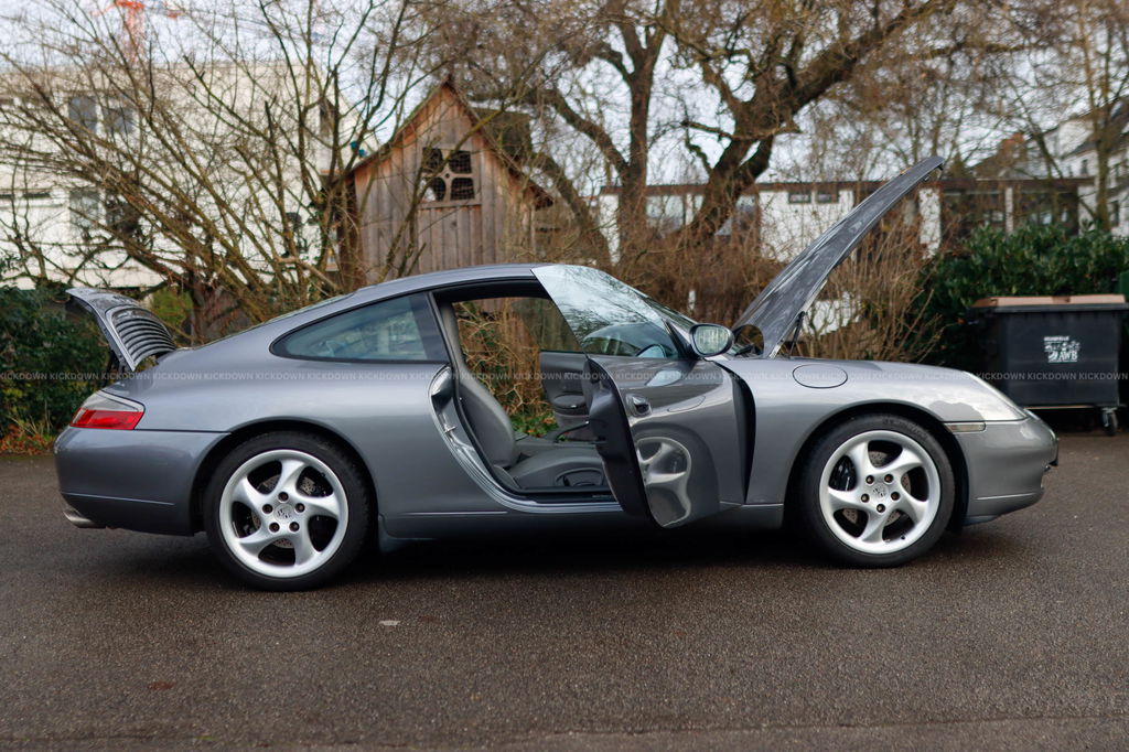 Porsche 996 Carrera