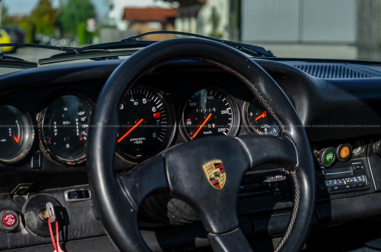 Porsche 911 Carrera (US)