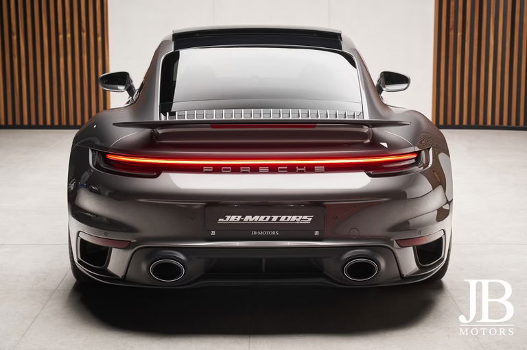 Porsche 992 Turbo