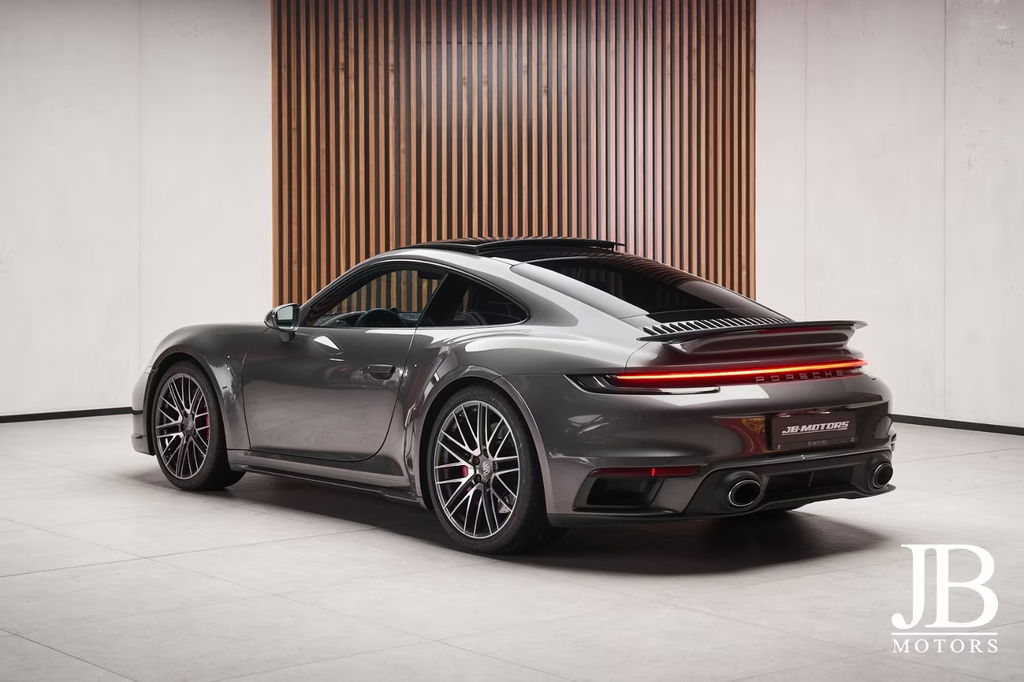 Porsche 992 Turbo