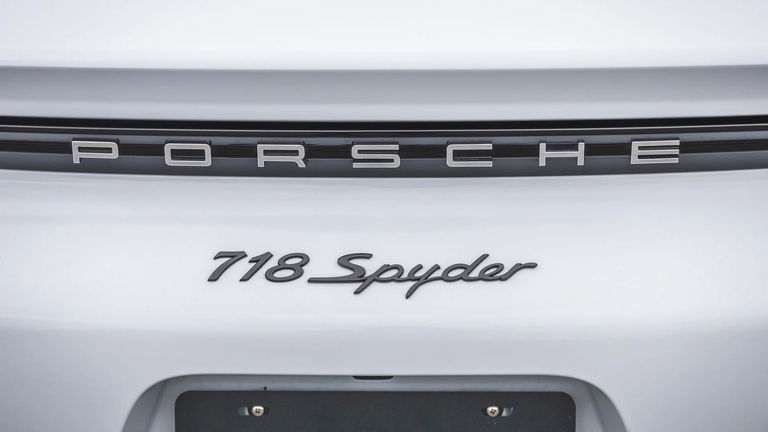 Porsche 718 Spyder