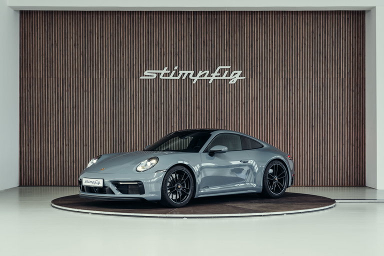 Porsche 992 Carrera GTS