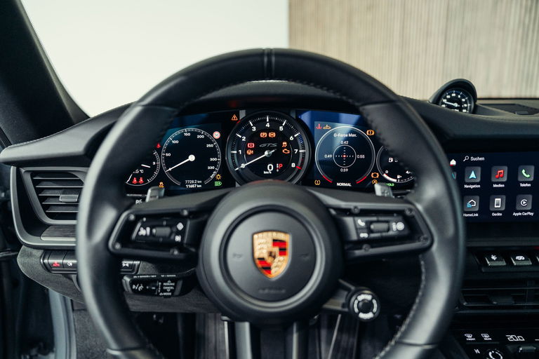 Porsche 992 Carrera GTS