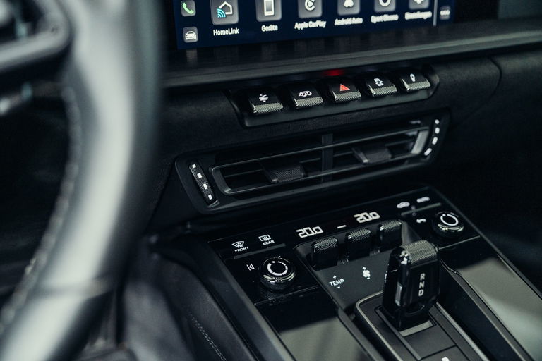 Porsche 992 Carrera GTS