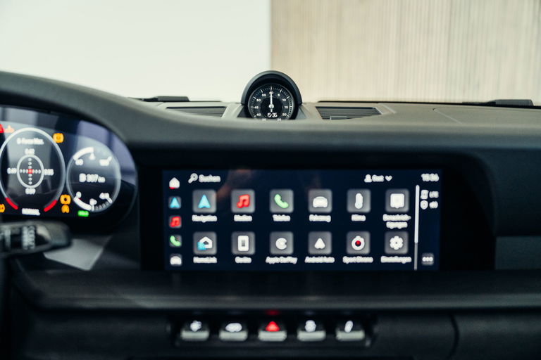 Porsche 992 Carrera GTS