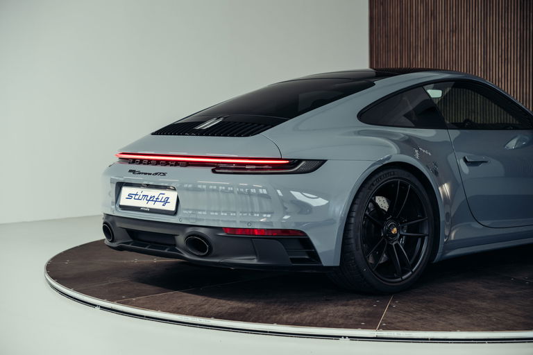 Porsche 992 Carrera GTS