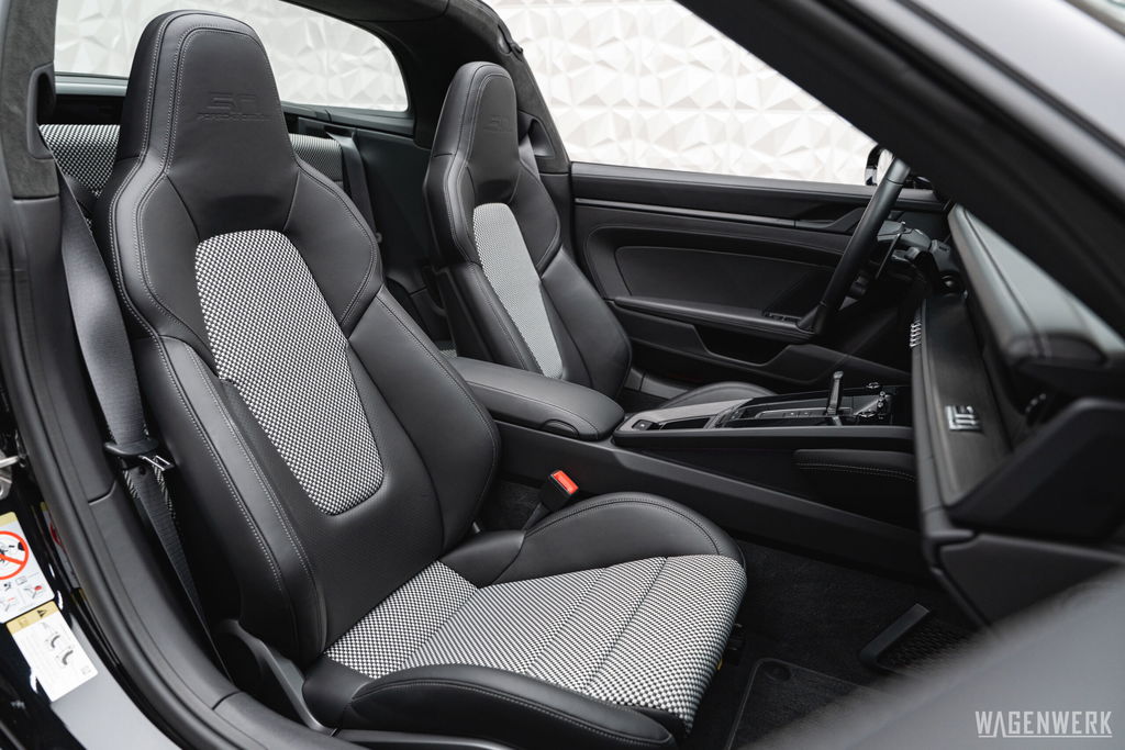 Porsche 992 Edition 50 Jahre Porsche Design