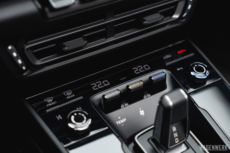 Porsche 992 Edition 50 Jahre Porsche Design