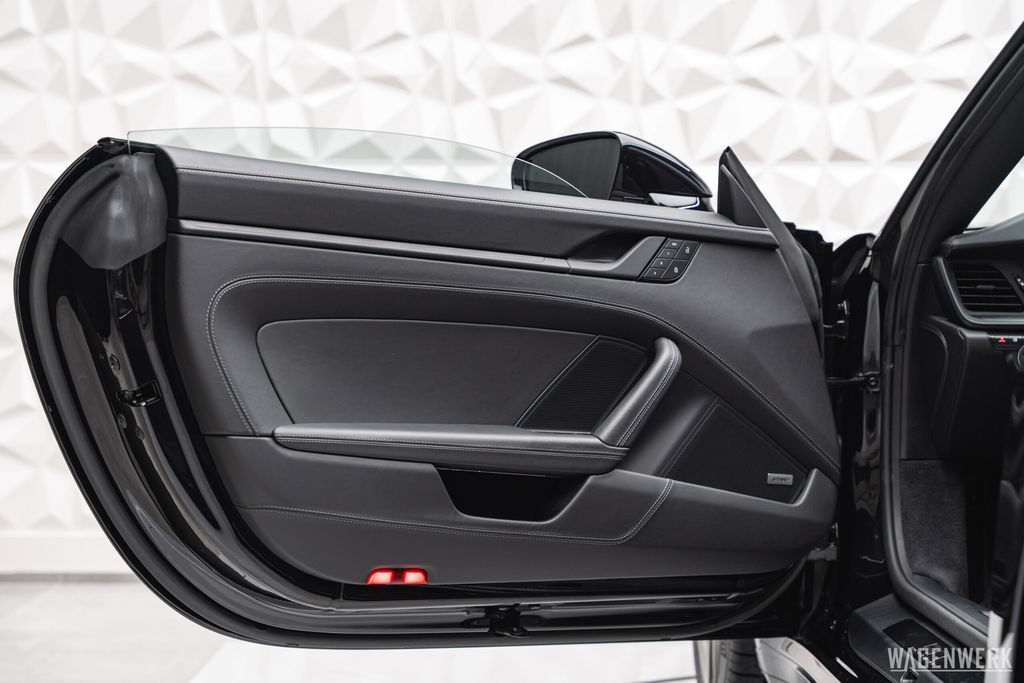 Porsche 992 Edition 50 Jahre Porsche Design