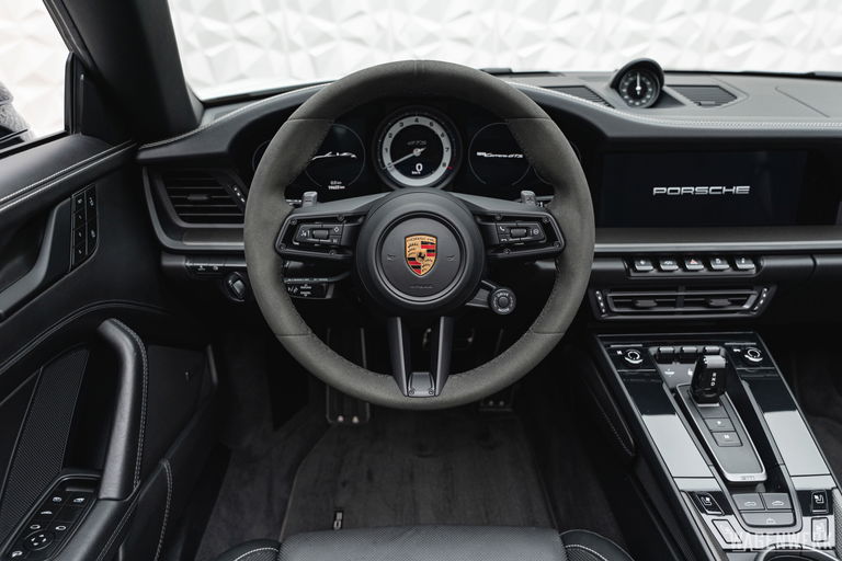 Porsche 992 Carrera GTS