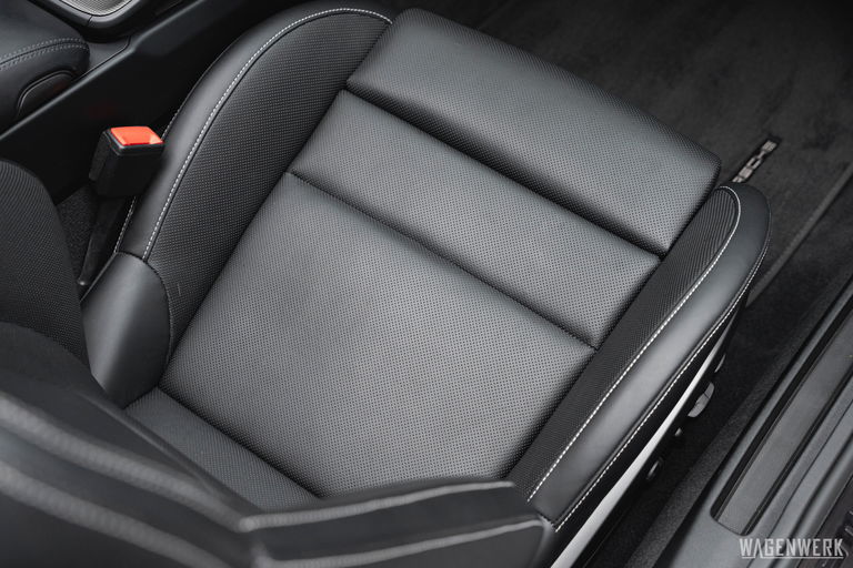 Porsche 992 Carrera GTS