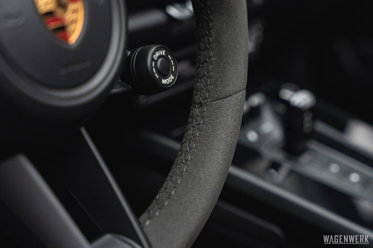 Porsche 992 Carrera GTS