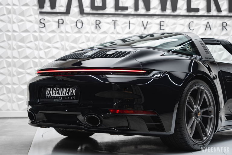 Porsche 992 Edition 50 Jahre Porsche Design