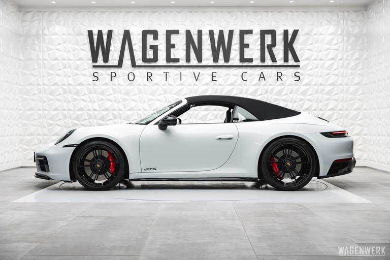 Porsche 992 Carrera GTS