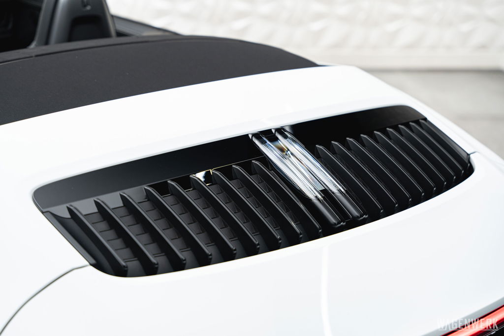 Porsche 992 Carrera GTS