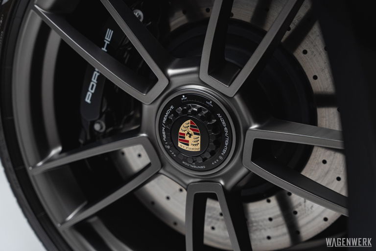 Porsche 992 Edition 50 Jahre Porsche Design