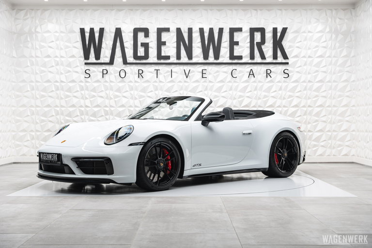 Porsche 992 Carrera GTS