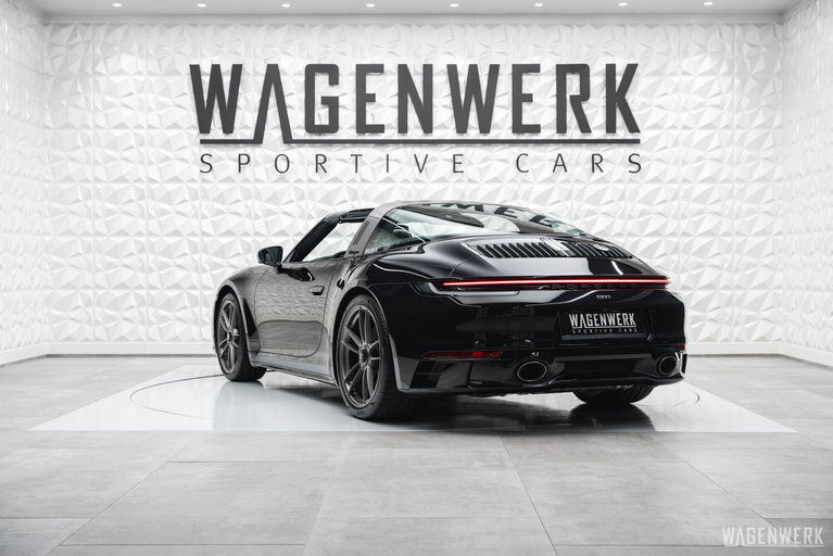Porsche 992 Edition 50 Jahre Porsche Design