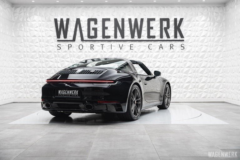 Porsche 992 Edition 50 Jahre Porsche Design