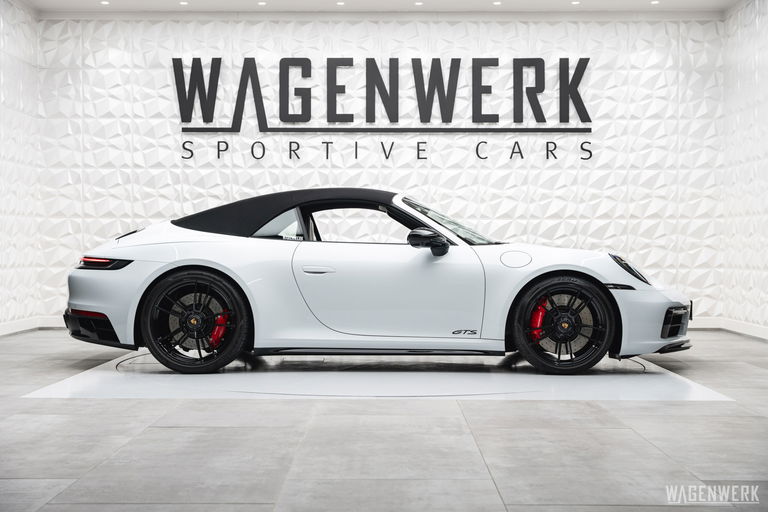 Porsche 992 Carrera GTS