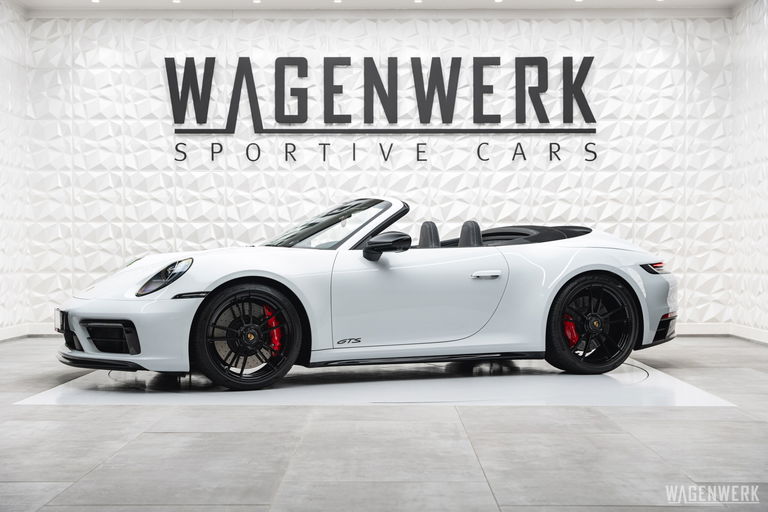 Porsche 992 Carrera GTS