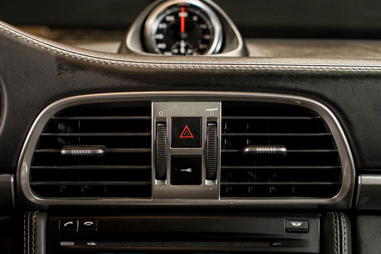 Porsche 997.2 Carrera GTS