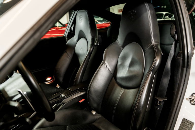 Porsche 997.2 Carrera GTS