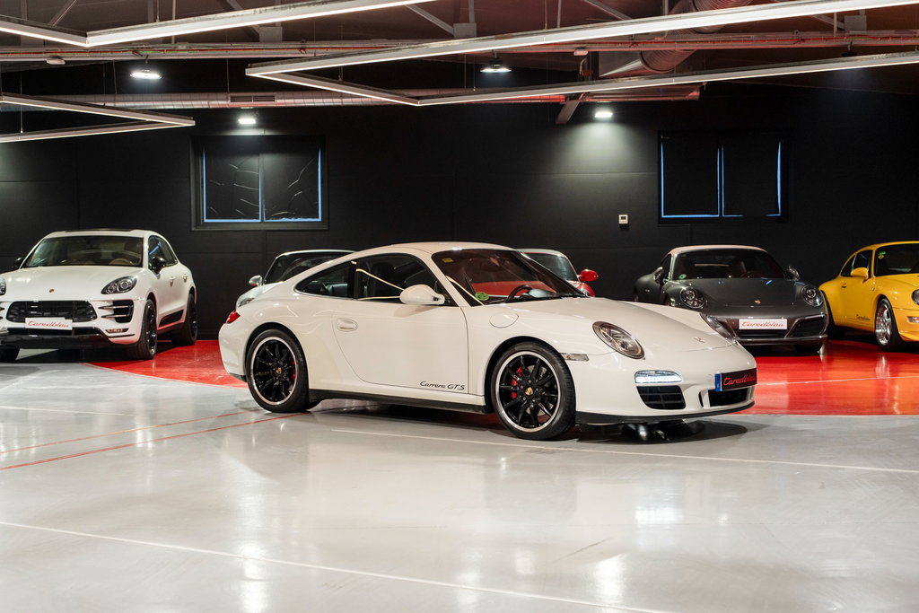 Porsche 997.2 Carrera GTS