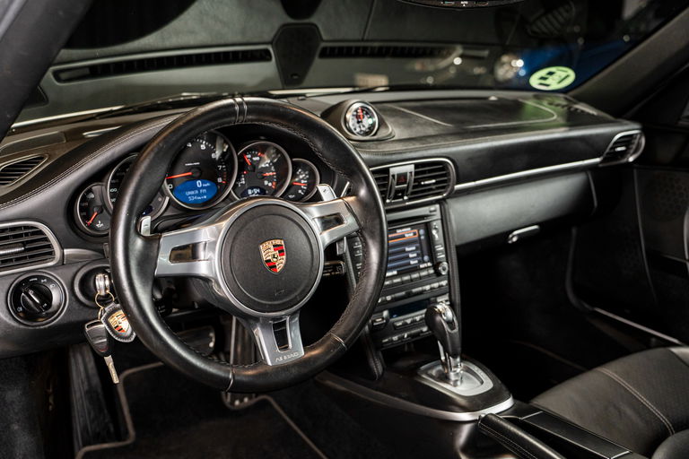 Porsche 997.2 Carrera GTS