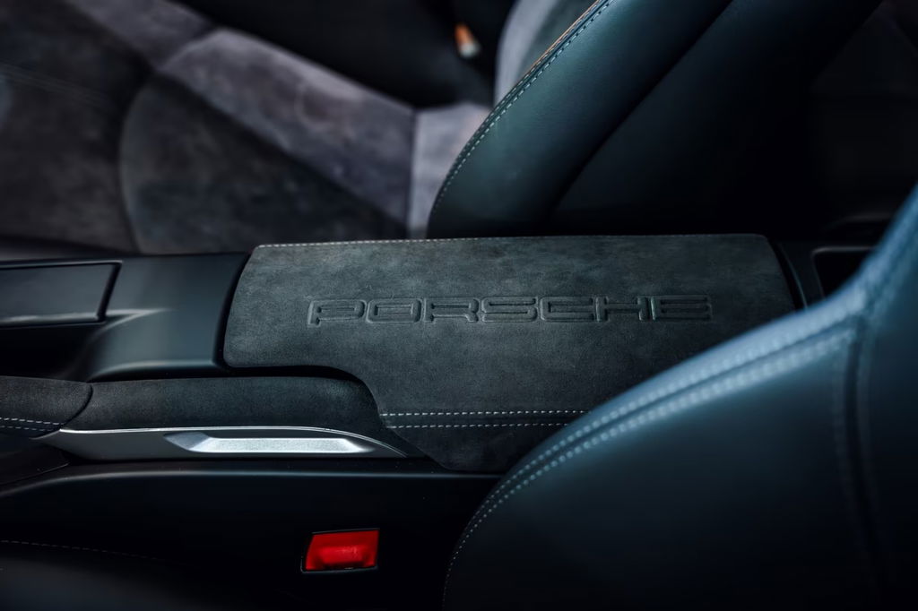 Porsche 997.2 Carrera GTS