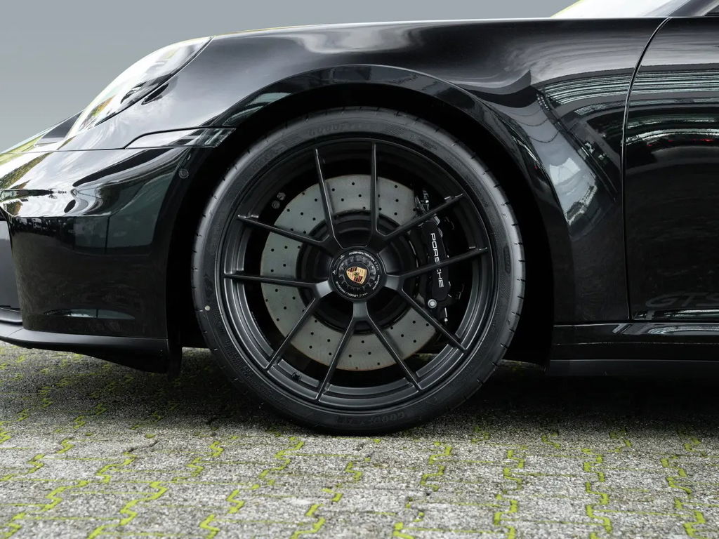 Porsche 992.2 Targa 4 GTS