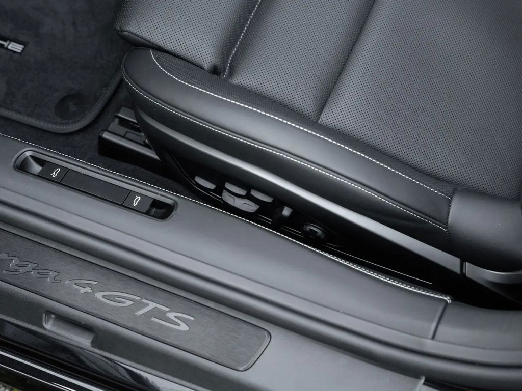 Porsche 992.2 Targa 4 GTS