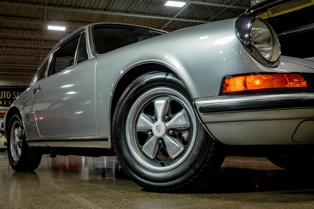 Porsche 911 T (US)