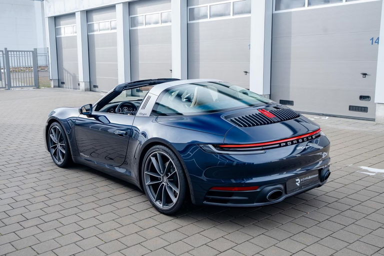 Porsche 992 Targa 4